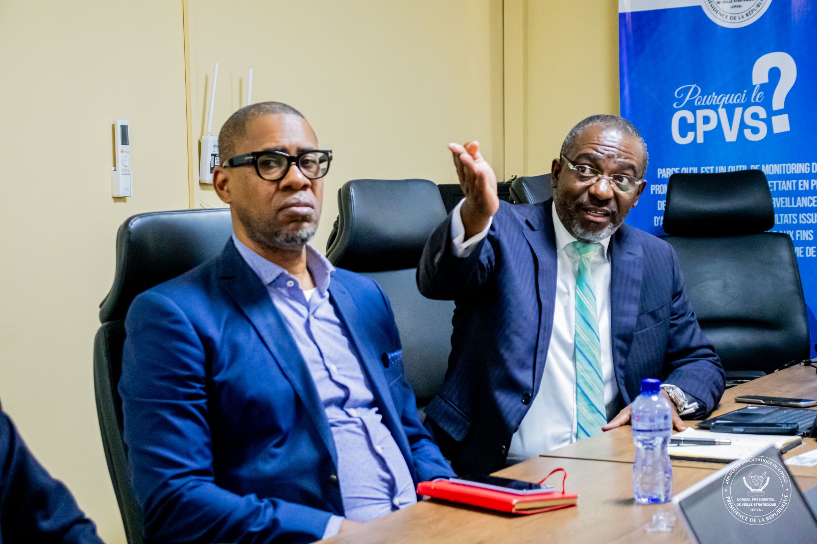 Discussion sur la transformation locale du cuivre et du cobalt