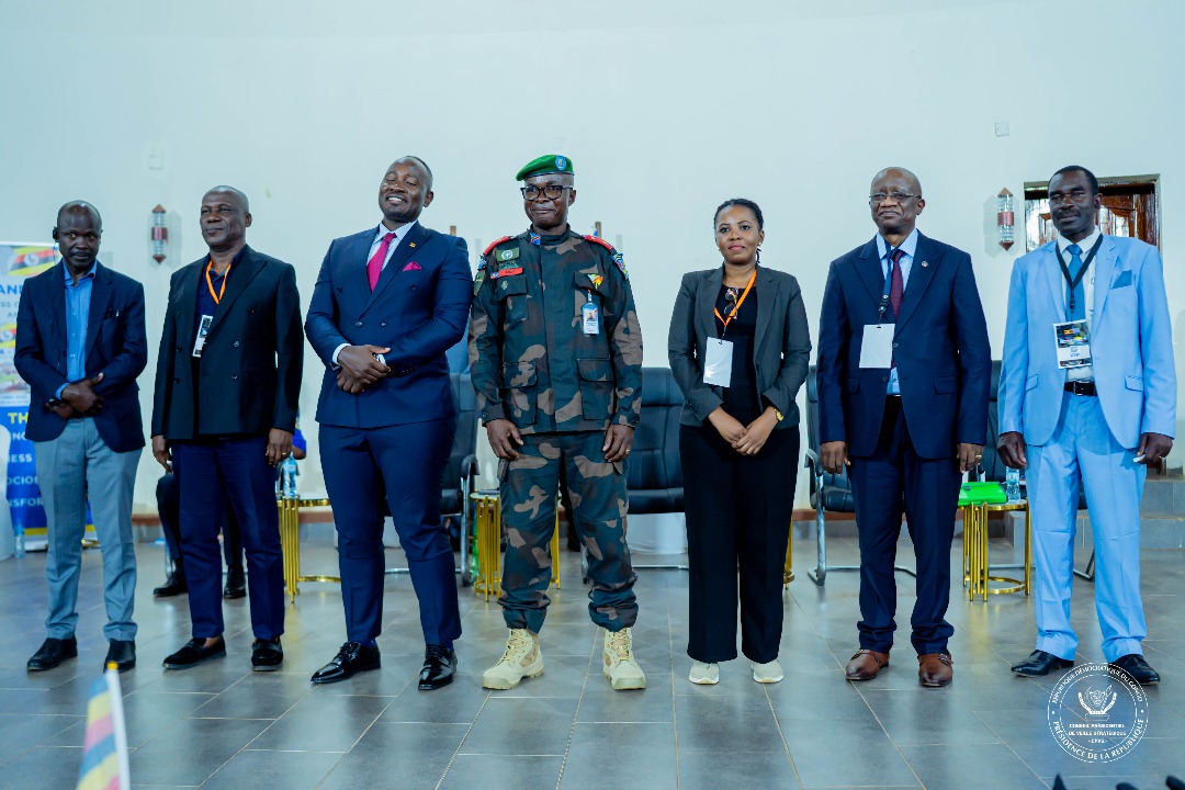 Échanges avec les autorités locales